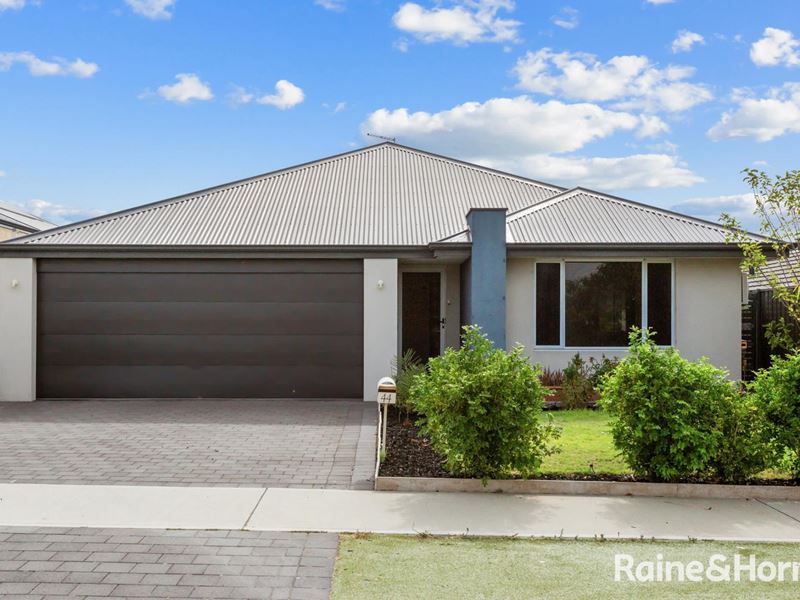 44 Cabernet Loop, Pearsall