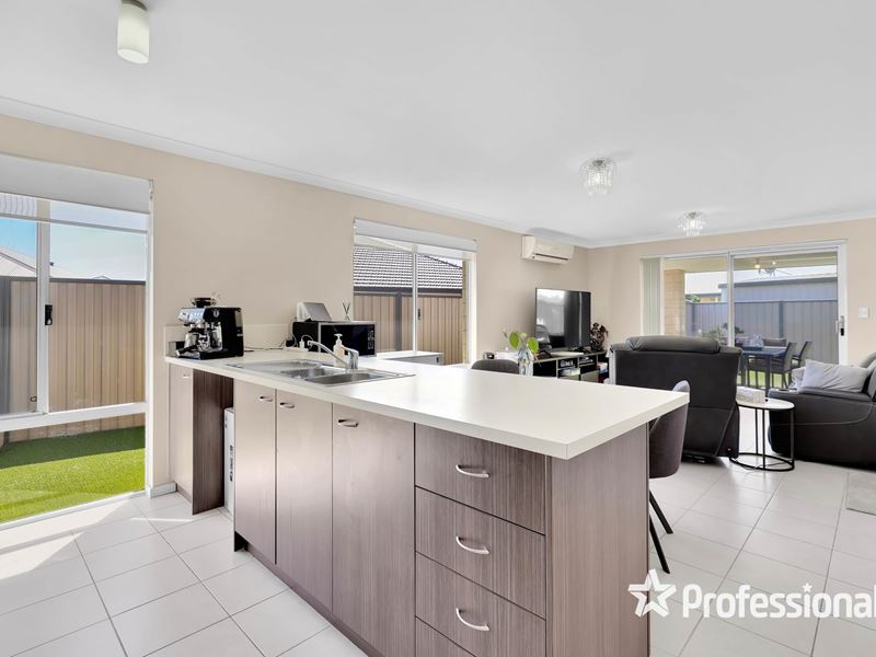 3B Padua Road, Piara Waters WA 6112