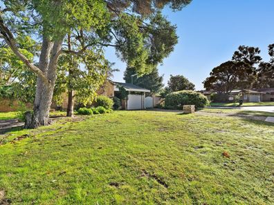 6 PEPPERMINT CRESCENT, Ballajura WA 6066