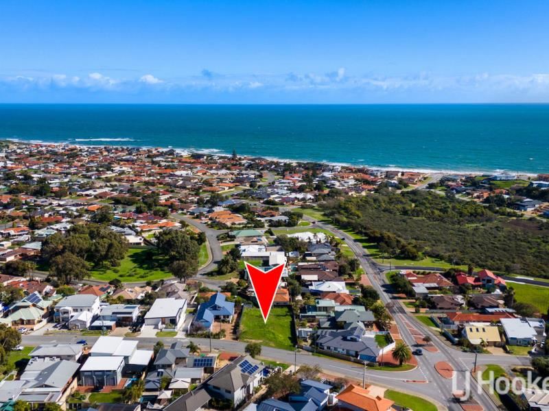 2 Marsh Place, Halls Head WA 6210