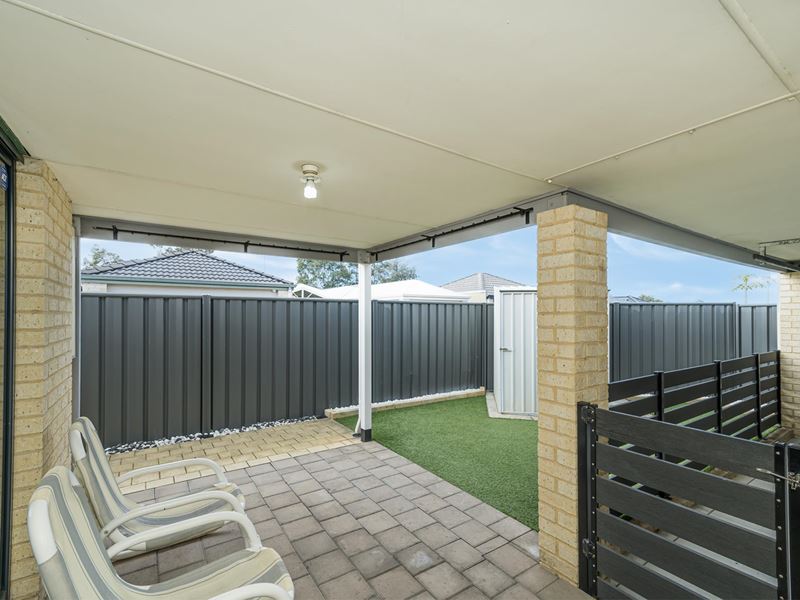 5 Sessilis Road, Banksia Grove WA 6031