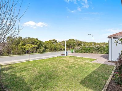103 Monticello Parkway, Piara Waters WA 6112