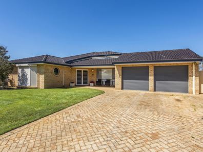 70 Discovery Drive, Thornlie WA 6108