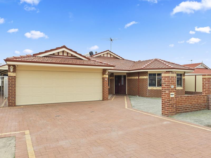 21 Parkland Drive, Warnbro WA 6169