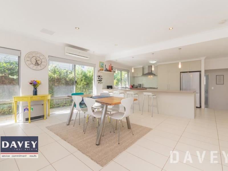 120 Alice Street, Doubleview WA 6018