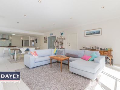 120 Alice Street, Doubleview WA 6018