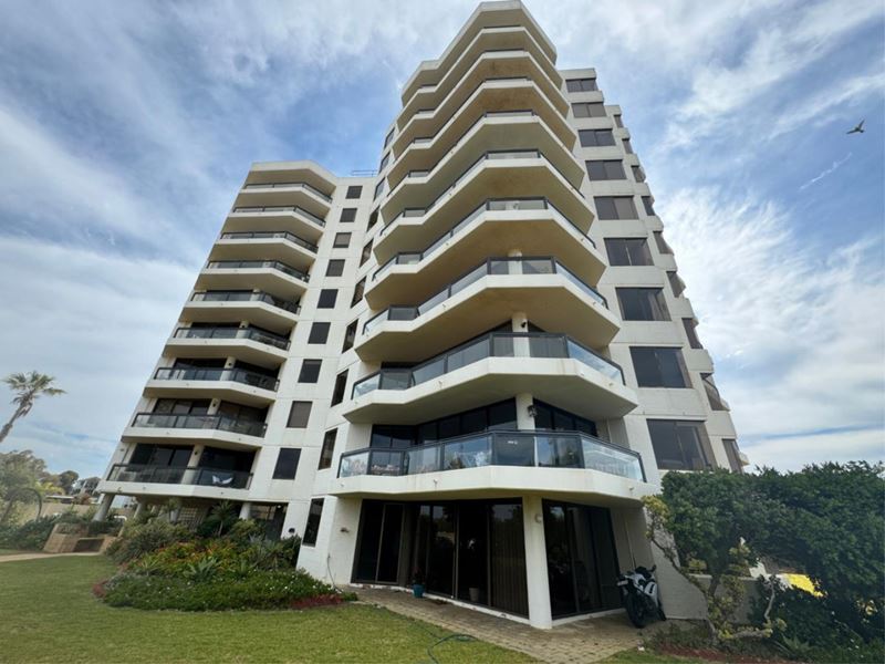 30/6A Valley Road, Halls Head WA 6210