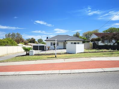 11 Myles Road, Swan View WA 6056