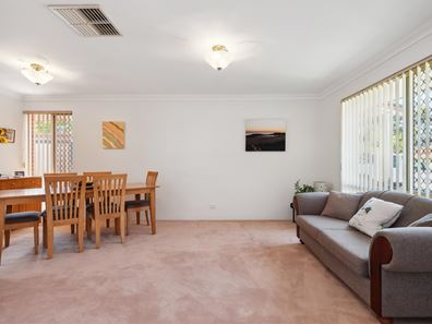 16A Norvills Retreat, Kiara WA 6054