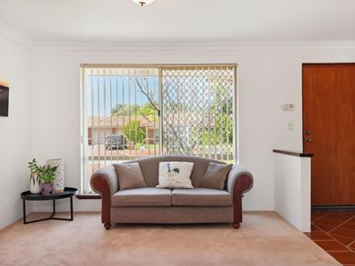 16A Norvills Retreat, Kiara WA 6054