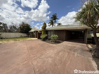 5 Barson Court, Thornlie WA 6108