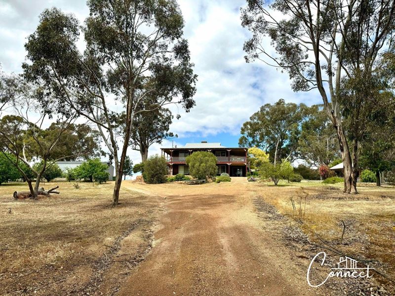 220 Carlin Road, Bakers Hill WA 6562