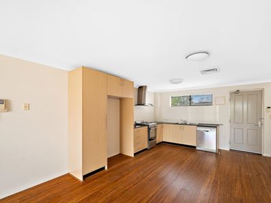 11/190 Scarborough Beach Road, Mount Hawthorn WA 6016