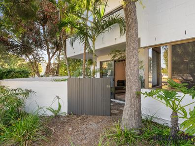 3/2 Manning Terrace, South Perth WA 6151