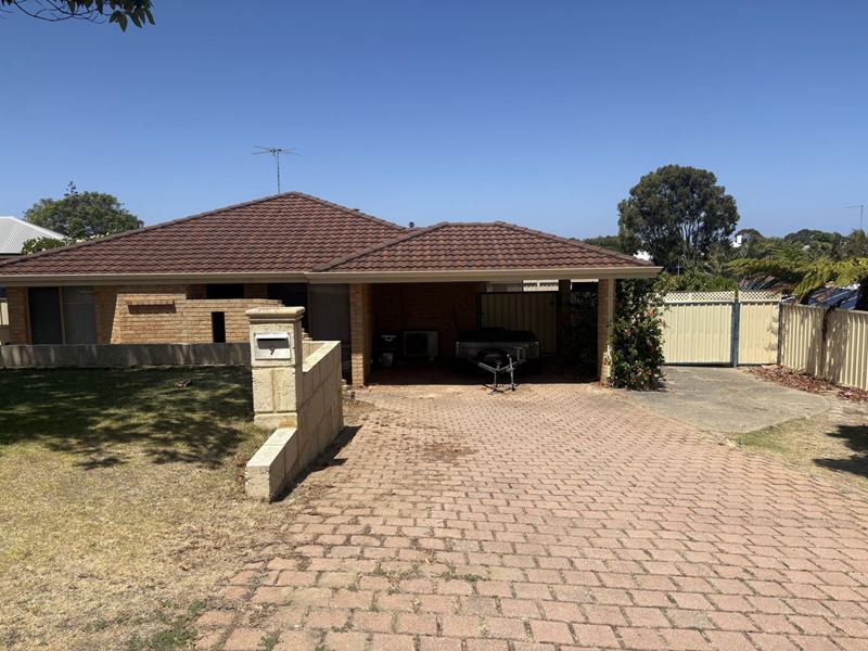 9 Malabor Mews, Halls Head WA 6210