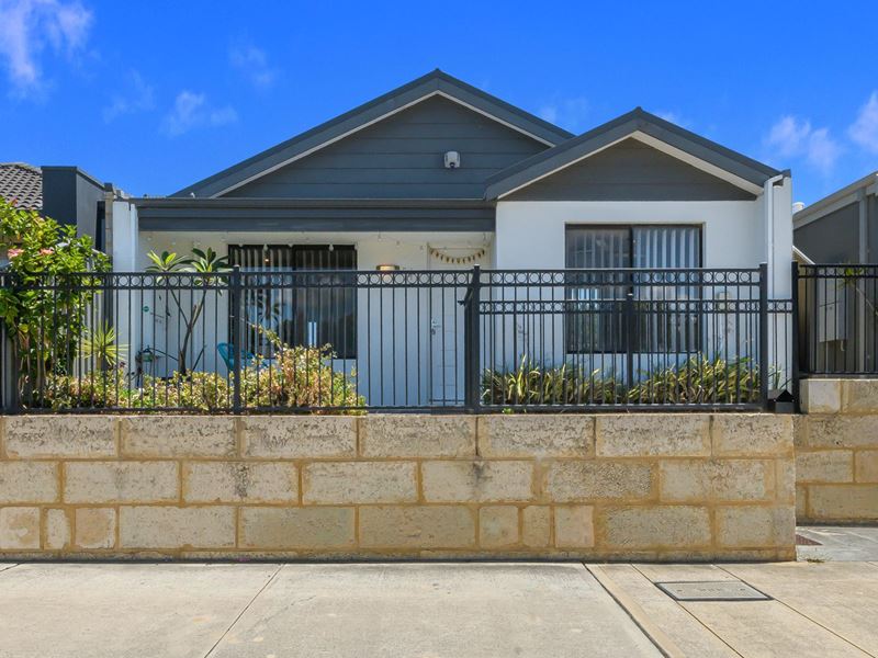 54 Jubilee Avenue, Success