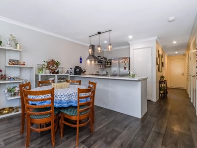 54 Jubilee Avenue, Success WA 6164