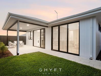 7 Amalfi  Avenue, Mindarie WA 6030