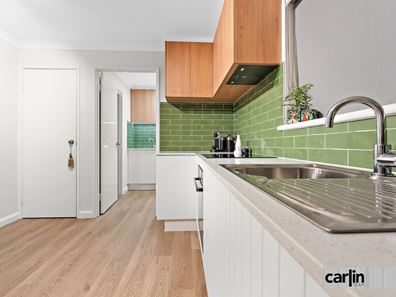 4/15 Giudice Way, Yangebup WA 6164