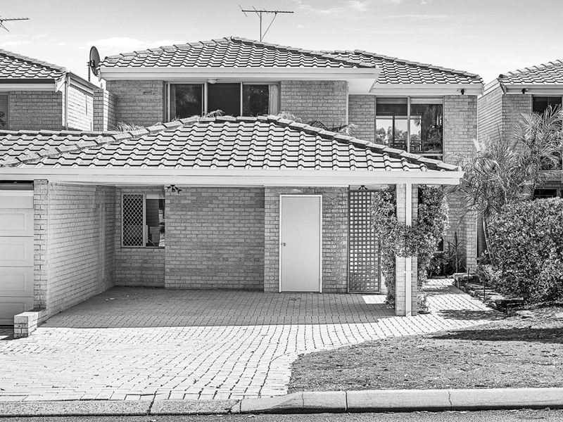 2/2 Albemarle Street, Scarborough WA 6019