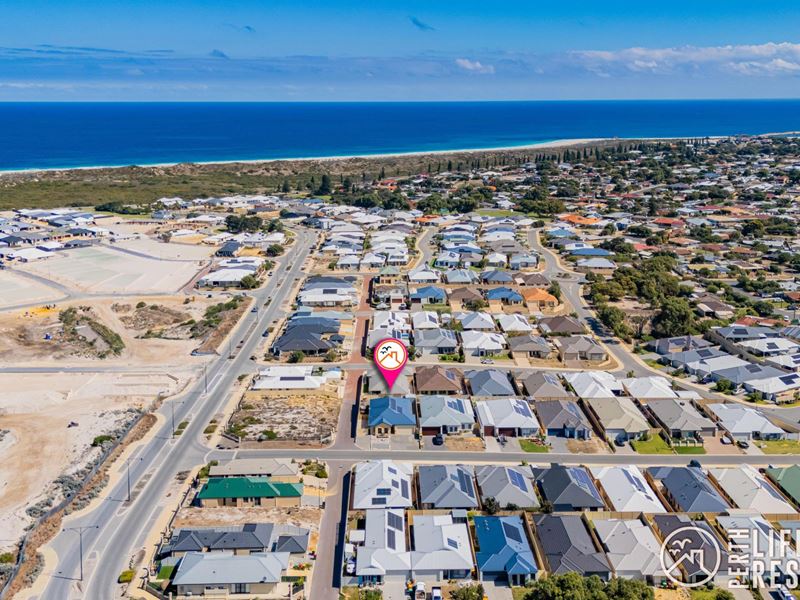 5 Broadhurst Way, Two Rocks WA 6037