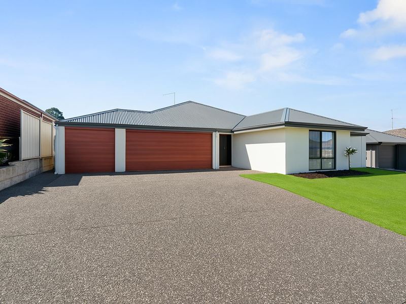 62 Cawana Parkway, Lakelands WA 6180