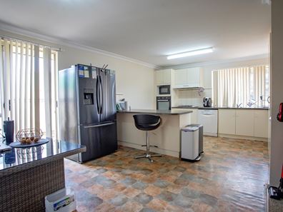 2/3 Raglan Street, Hopetoun WA 6348