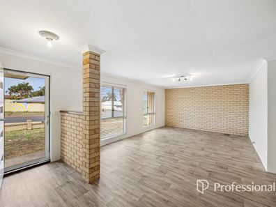 15 Crampton Avenue, Usher WA 6230