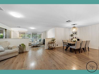 33 Salamanca Parkway, Port Kennedy WA 6172