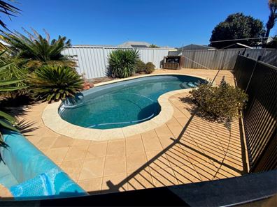 19 Allender Place, Wandina WA 6530