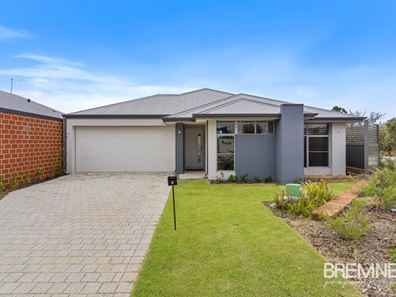 4 Kenby Chase, Wandi WA 6167