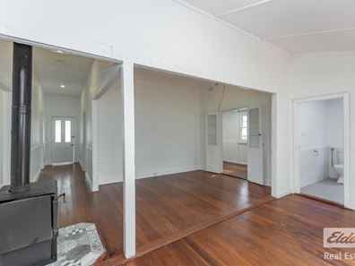 54 Newcastle Road, Northam WA 6401