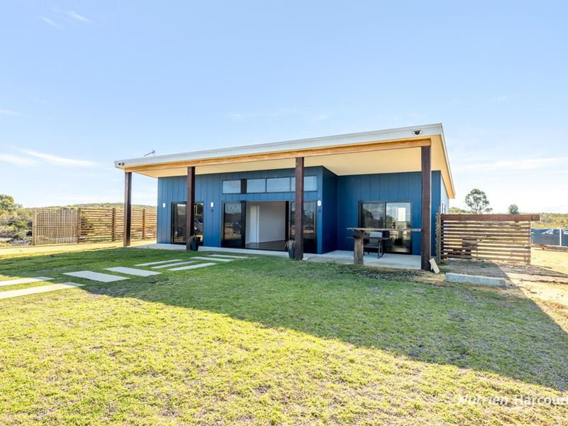 26 The Lookout, Karakin