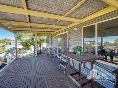 10 Yeoman Place, Binningup WA 6233