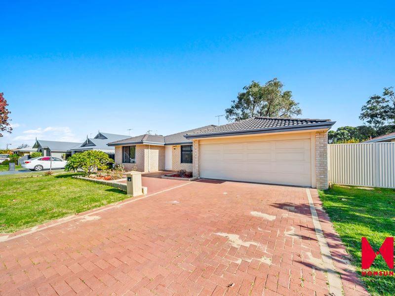 9 Otago Pass, Meadow Springs WA 6210