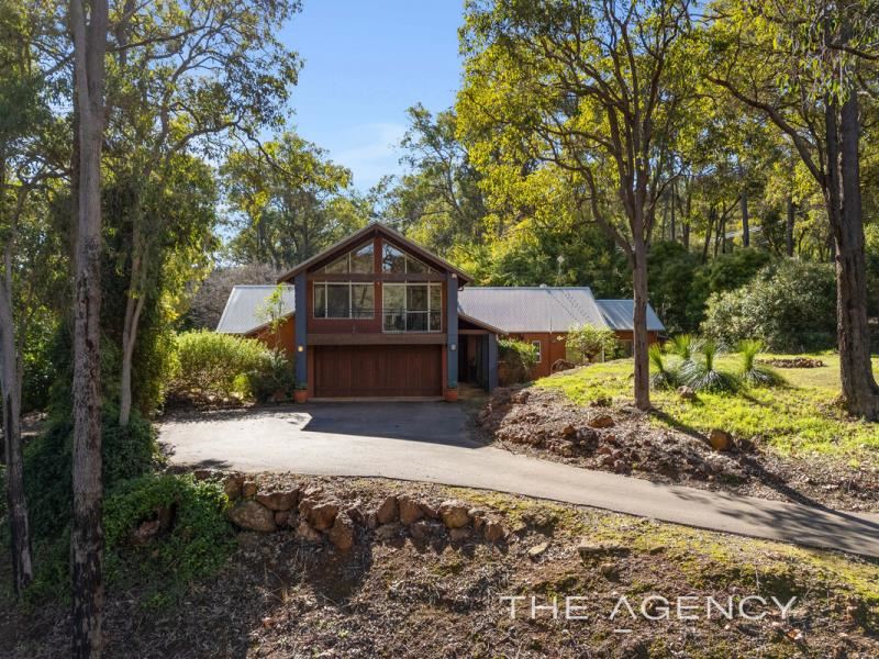 300 Aldersyde Road, Bickley WA 6076
