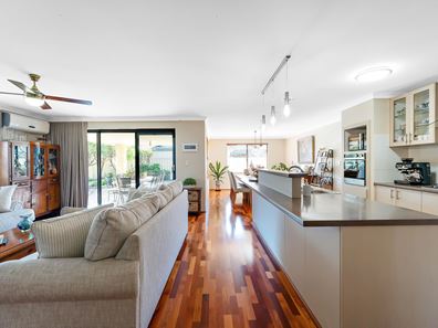 26 Pardalote Road, Harrisdale WA 6112