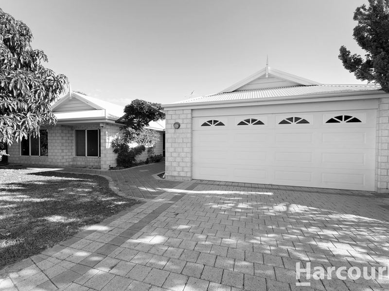16 Carnarvon Way, Erskine WA 6210