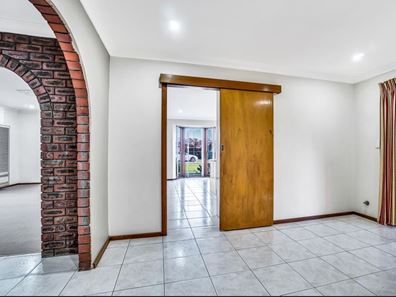 18 Rusham Place, Morley WA 6062