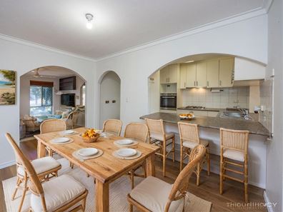 4 Island Place, Heathridge WA 6027