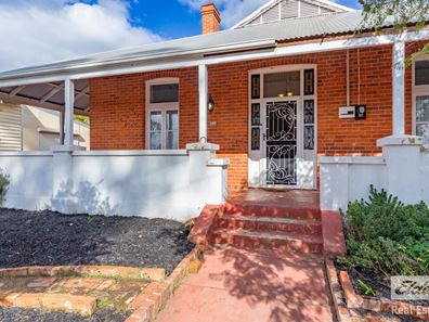16 Hawes Street, Northam WA 6401