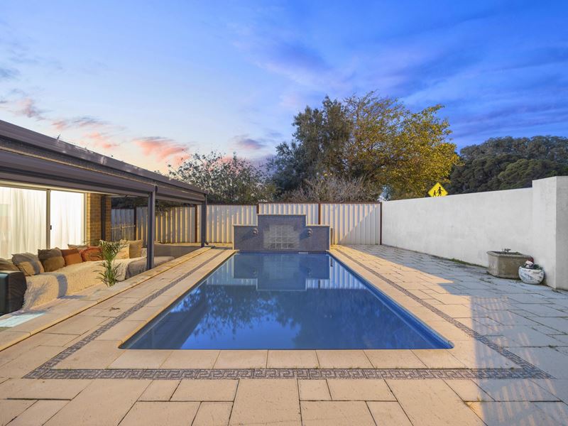 8 Luxor Place, Currambine