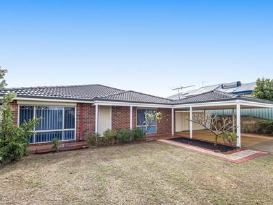 17 Pennine Pass, Merriwa WA 6030