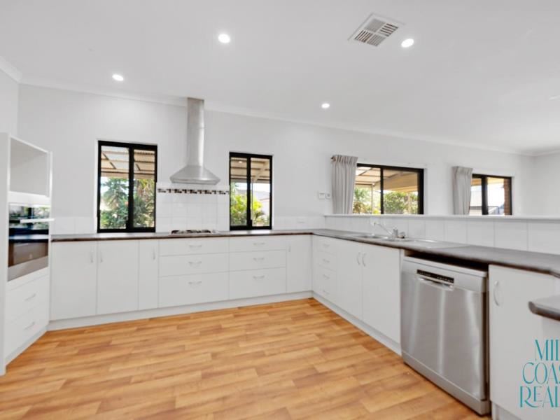 10 Fuchsia Close, Strathalbyn WA 6530
