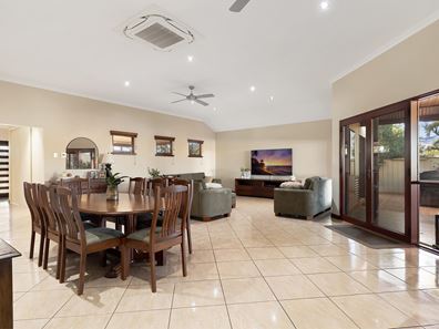 21 Moynes Court, Baynton WA 6714