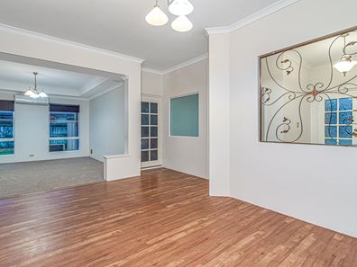 12 Tallinn Loop, Mindarie WA 6030