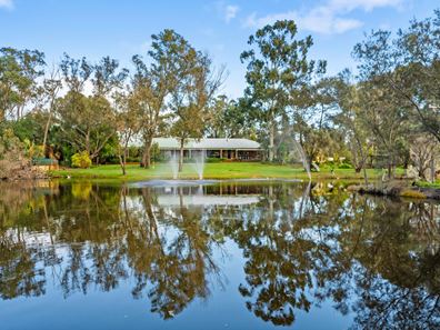 91 Caponi Road, Barragup WA 6209