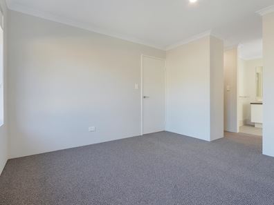 17 Salmon Gum Road, Byford WA 6122