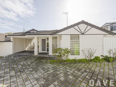 2/98 Deanmore Road, Scarborough WA 6019