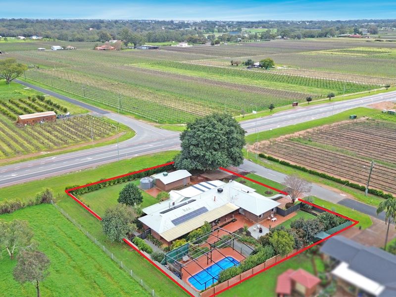 96 Padbury Avenue, Herne Hill WA 6056